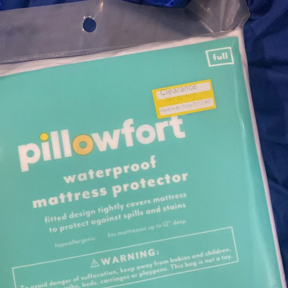 NIP Full Pillowfort Waterproof Mattress Cover